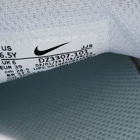 Nike Air Max 1 White Red Star Dust Guava Ice Brand New Sz 6.5Y - Picture 8 of 8